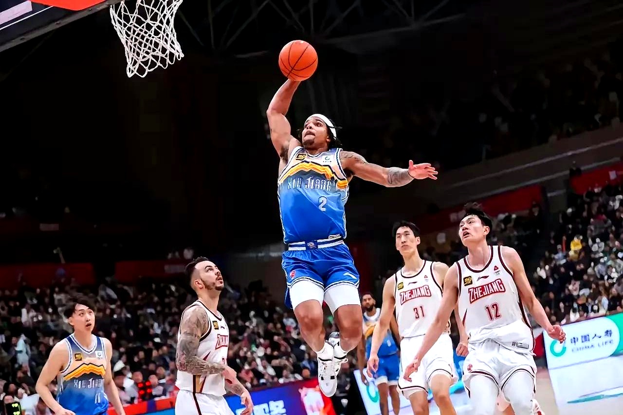 新疆广汇训练开放日；国际比赛日造点机会引欢呼；NBA总决赛在即；纪律约束更严格的简单介绍