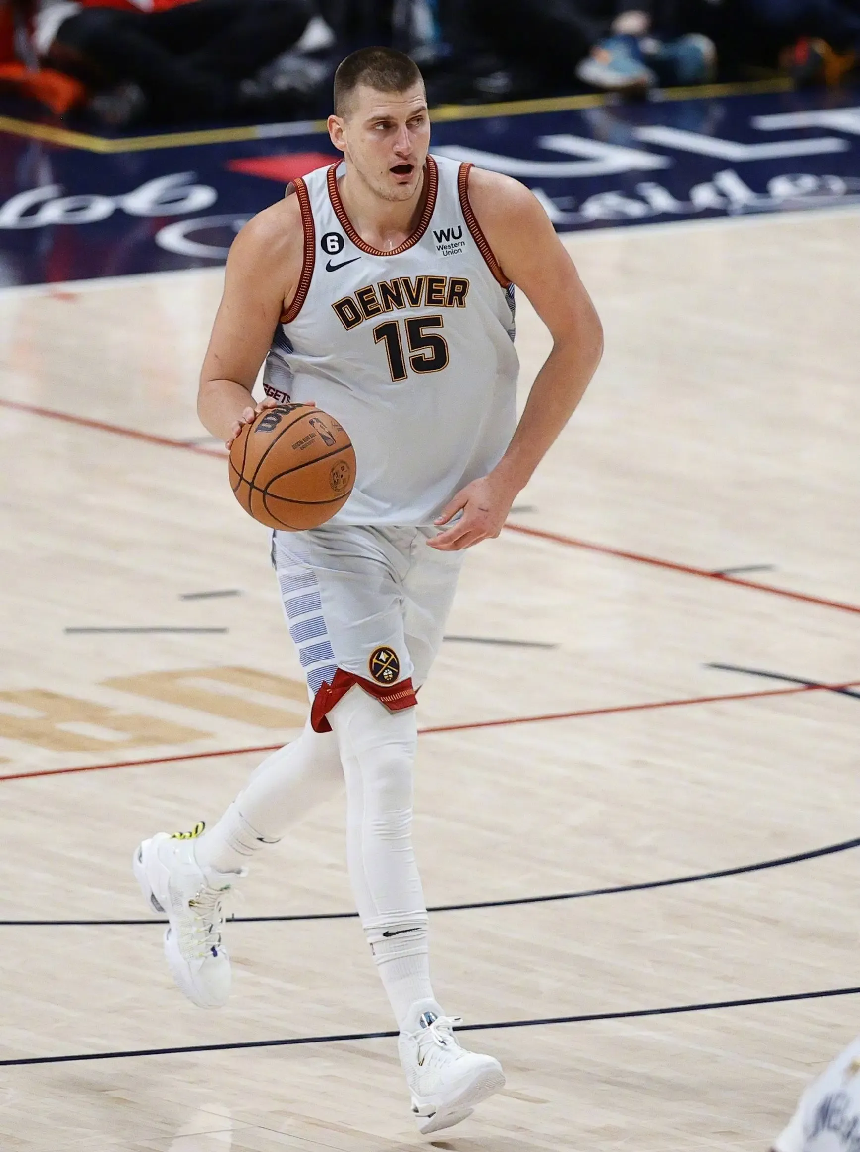 门兴格拉德巴赫冲刺阶段绝杀压哨华盛顿奇才围绕CBA常规赛绝杀压哨,连对手都承认:巴塞罗那围绕意大利杯队长鼓劲的简单介绍 门兴格拉德巴赫冲刺阶段绝杀压哨华盛顿奇才围绕CBA常规赛绝杀压哨,连对手都承认:巴塞罗那围绕意大利杯队长鼓劲的简单介绍