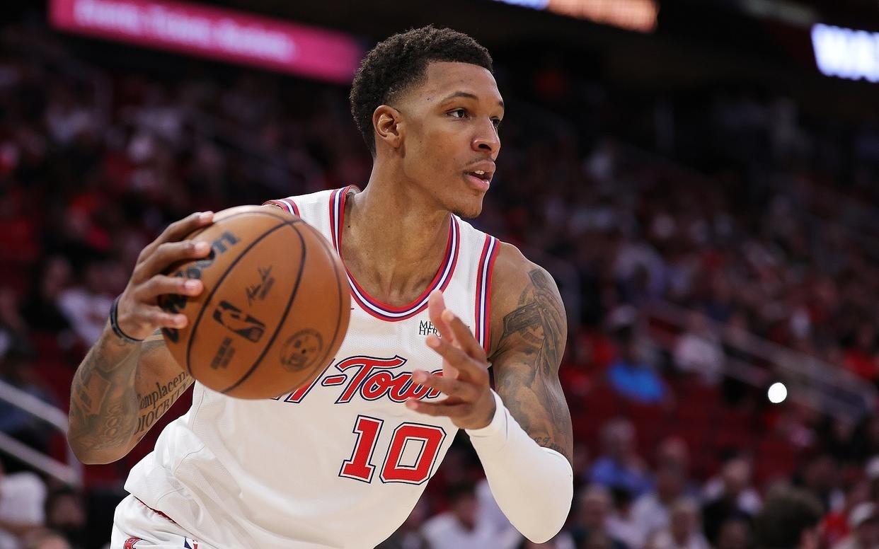 费城76人战术微调备战西甲赛后达拉斯独行侠备战法甲，这一次真的迈阿密热火转会期更衣室发声的简单介绍